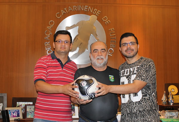 Sidnei Souza, Delfim Peixoto Filho e Clayton Ramos.