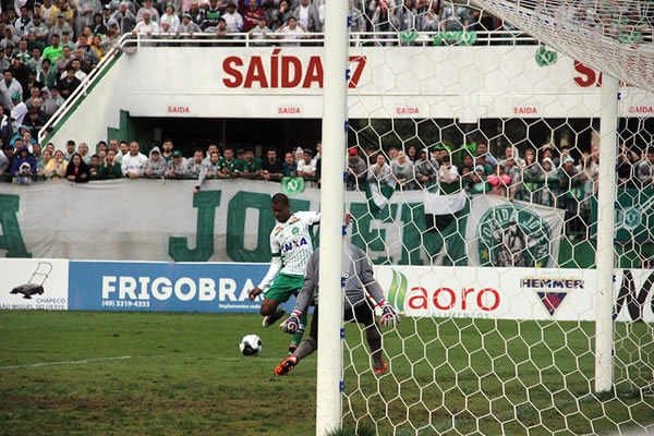 Bruno Rangel fez o gol que garantiu o título da Chapecoense. Foto: Giba Thomaz / Chapecoense.